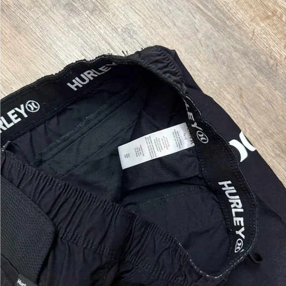 Hurley • Smooth Feel Performance Nylon Jogger Pants - Picture 6 of 11